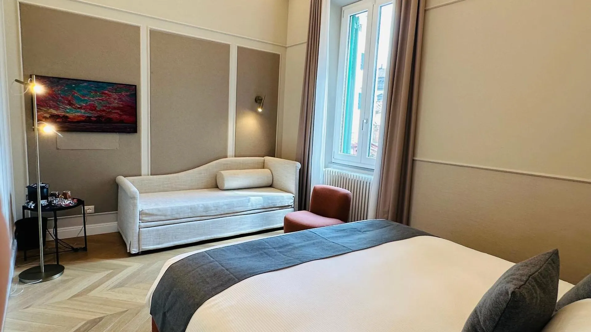 Appart hôtel Dimora Collection - Le Logge - Historic Boutique Luxury Suites Florence