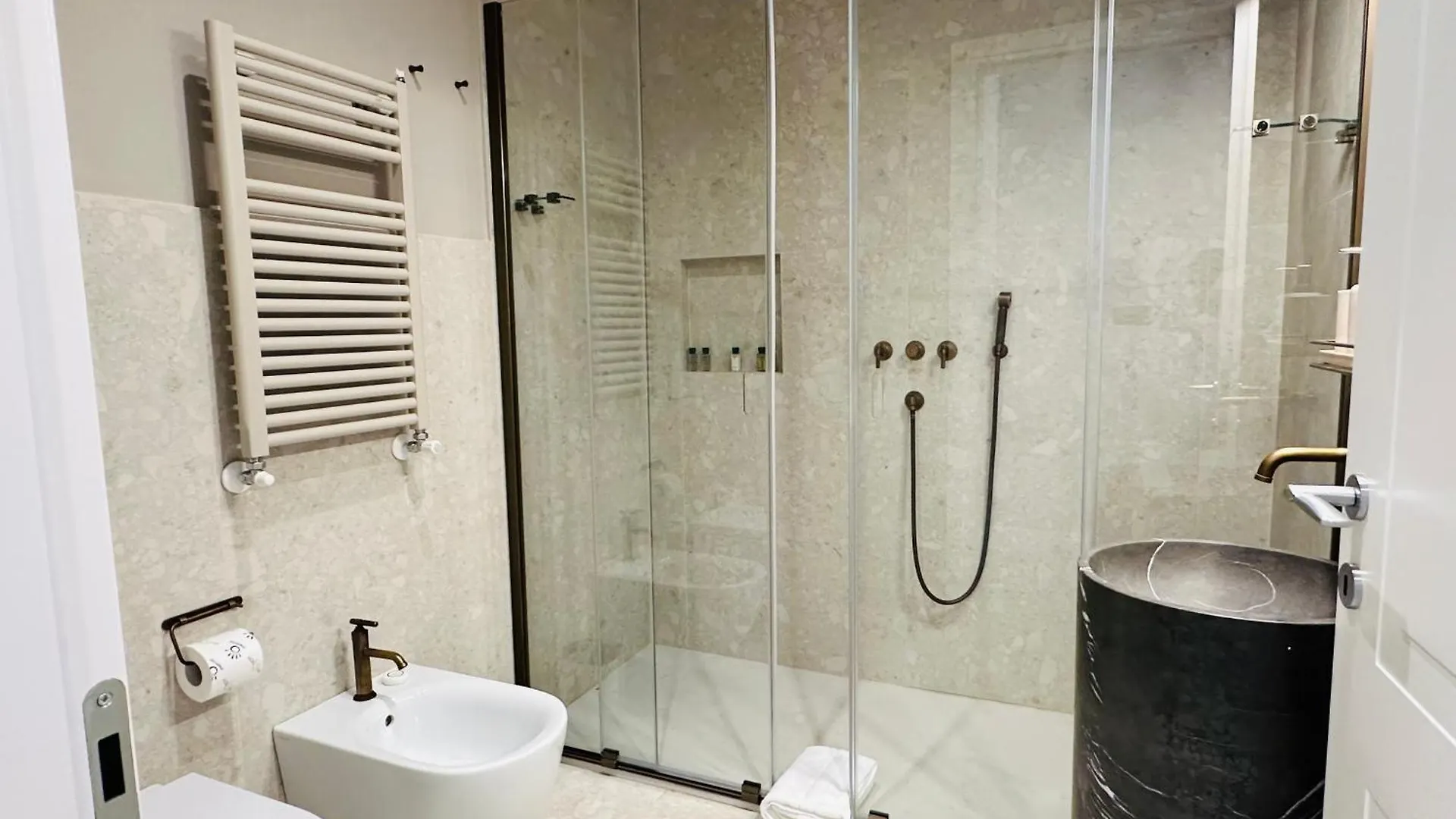 Dimora Collection - Le Logge - Historic Boutique Luxury Suites Florence Appart hôtel