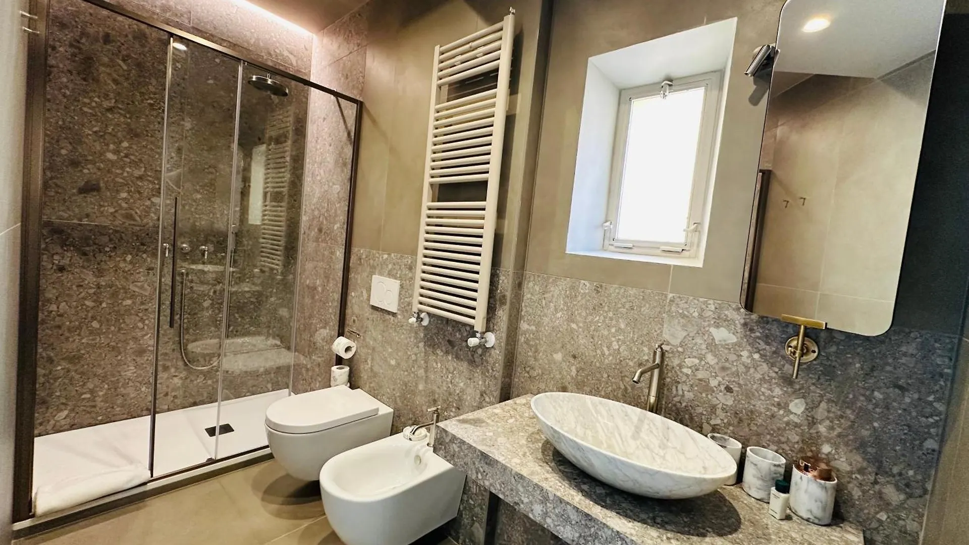 Dimora Collection - Le Logge - Historic Boutique Luxury Suites Firenze